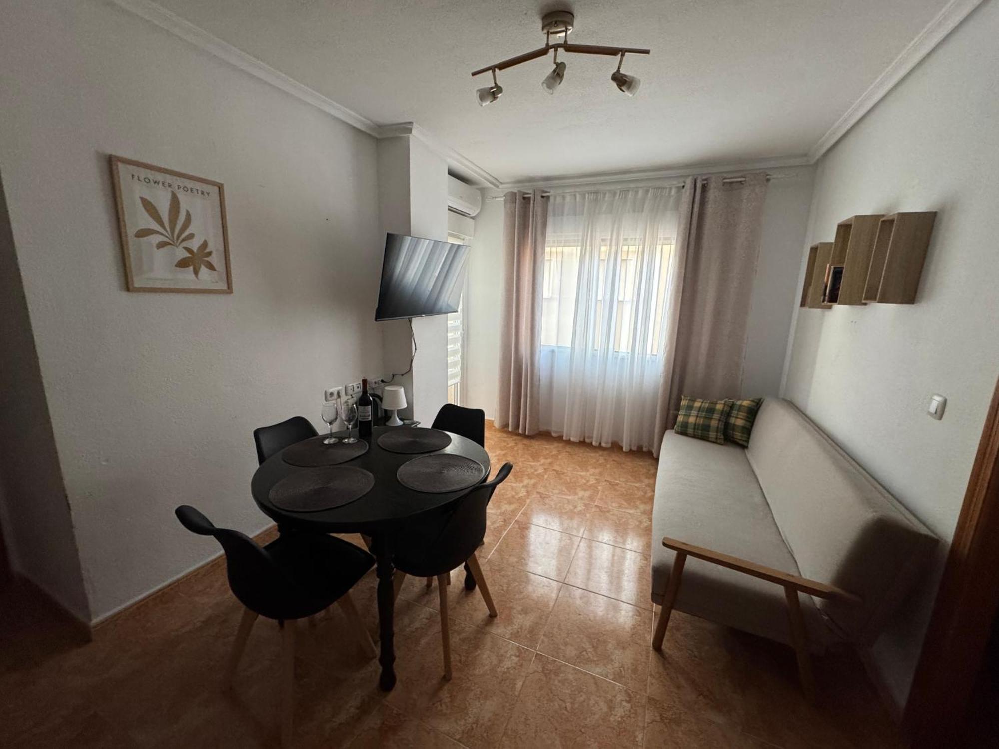 Almuden'S Green Apartment, High-Speed Free Wifi, 250M To Beach, The Center Of Torrevieja Exterior foto